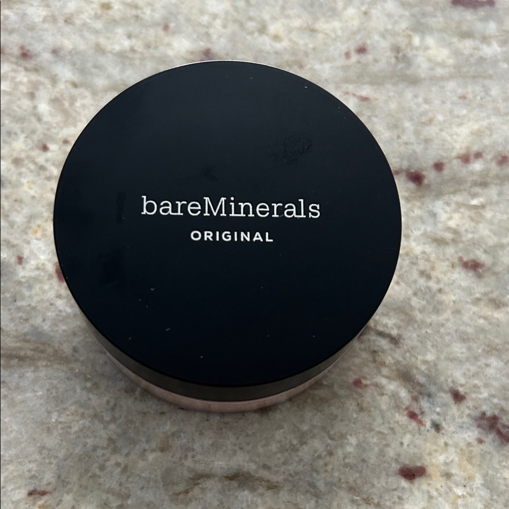 bareMinerals Original Foundation in soft medium 11